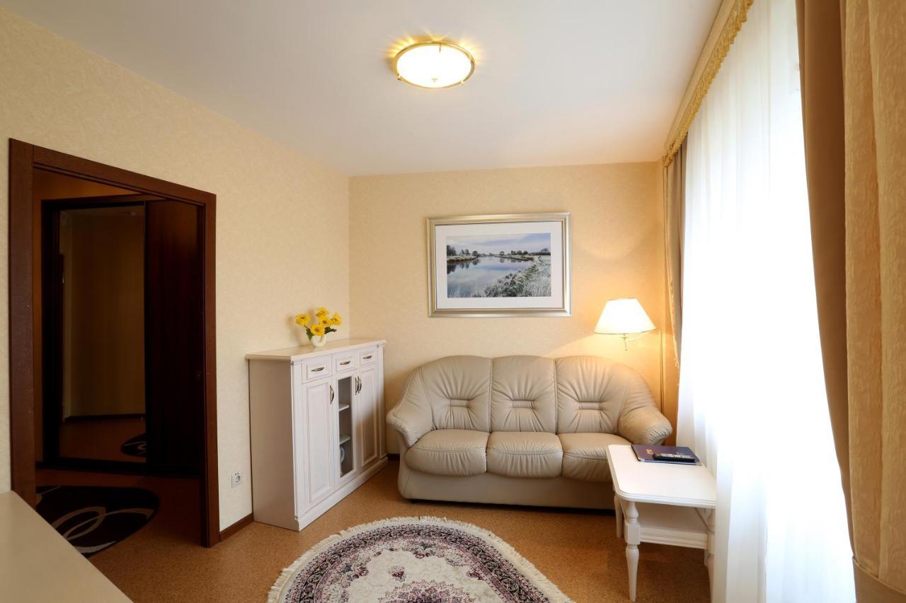 Voyage Hotel Mińsk Zewnętrze zdjęcie