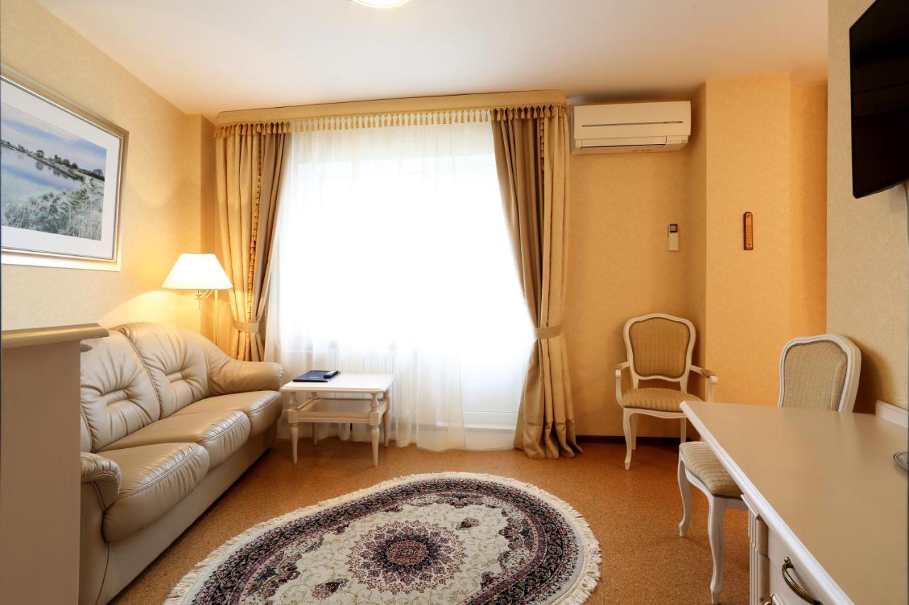Voyage Hotel Mińsk Zewnętrze zdjęcie